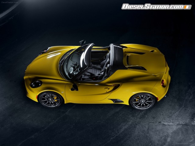 Alfa Romeo 4C Spider 2015 Picture #22 Alfa Romeo 4C Spider 2015 Picture #22